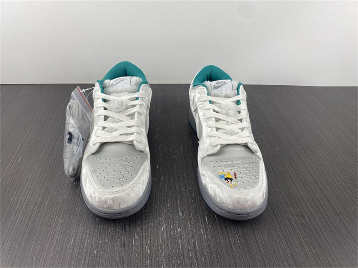 NK Dunk Low Ice DO2326-001