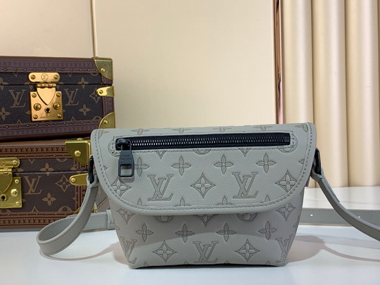 LV Shoulder bag
