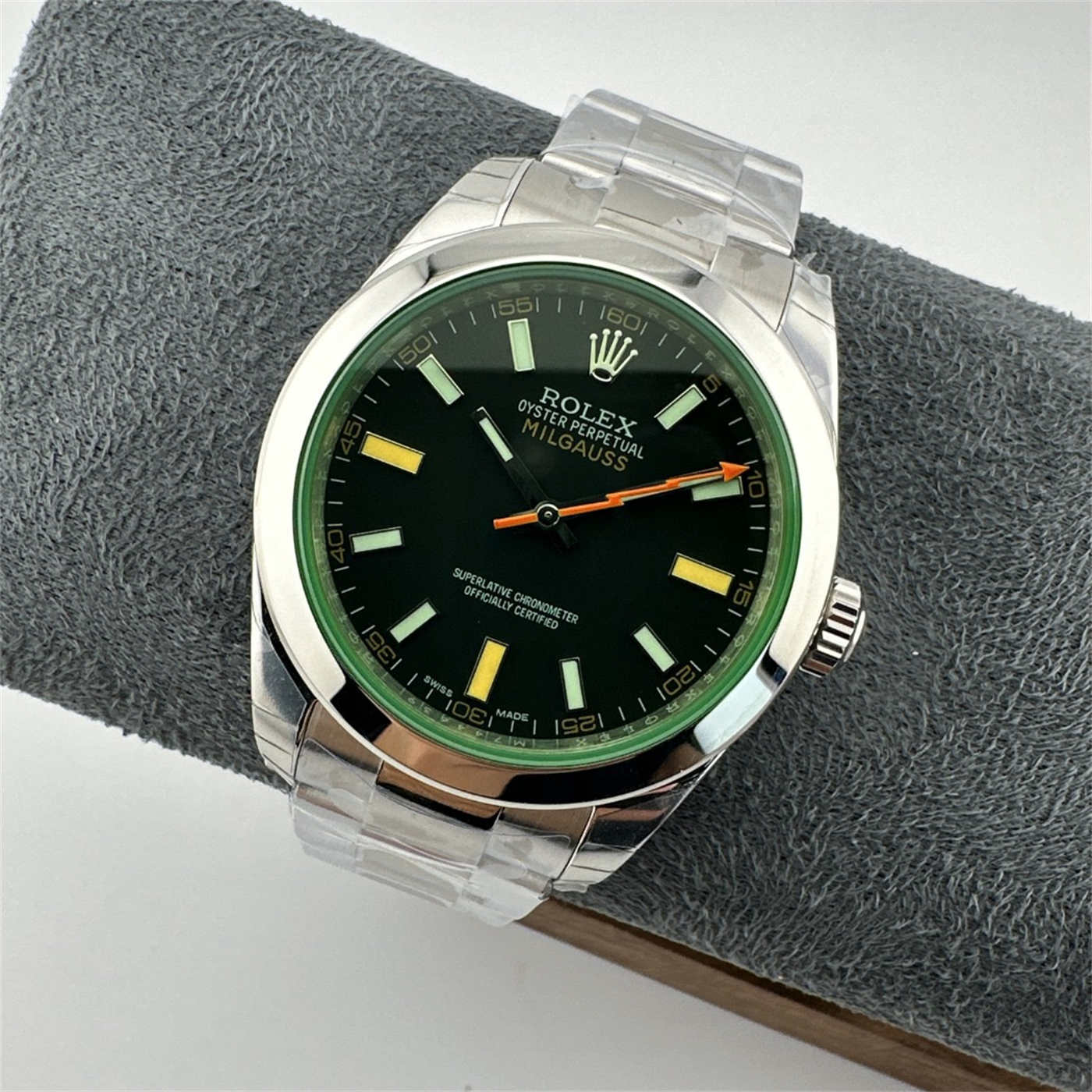 Rolex Milgauss 116400GV “Green Glass” – 904L Steel [Real Green Sapphire]