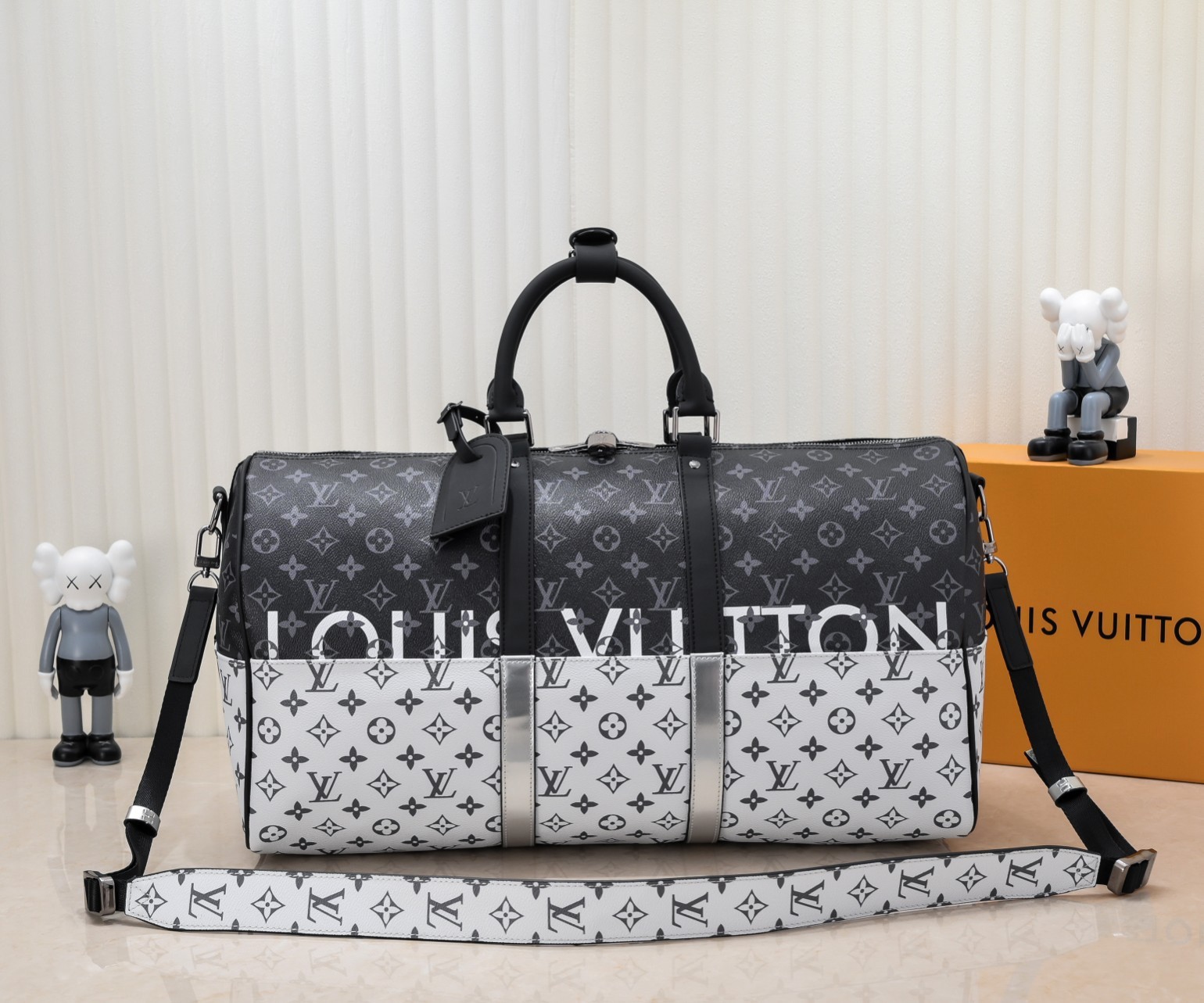 LV Keepall Travelling bag M43412 Size：50x29x23cm