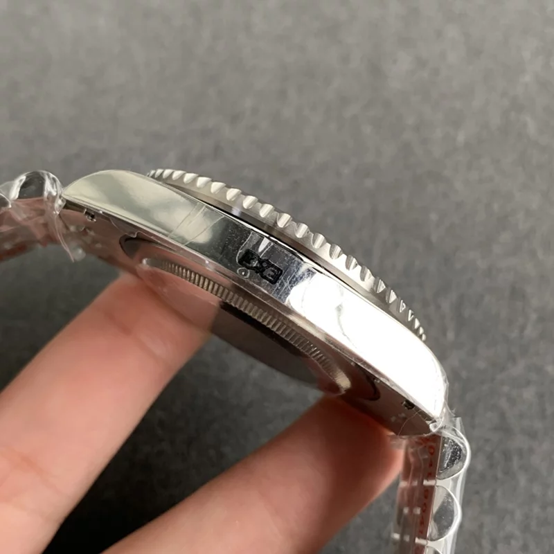 Classical Mechanical Watch WB-7180065