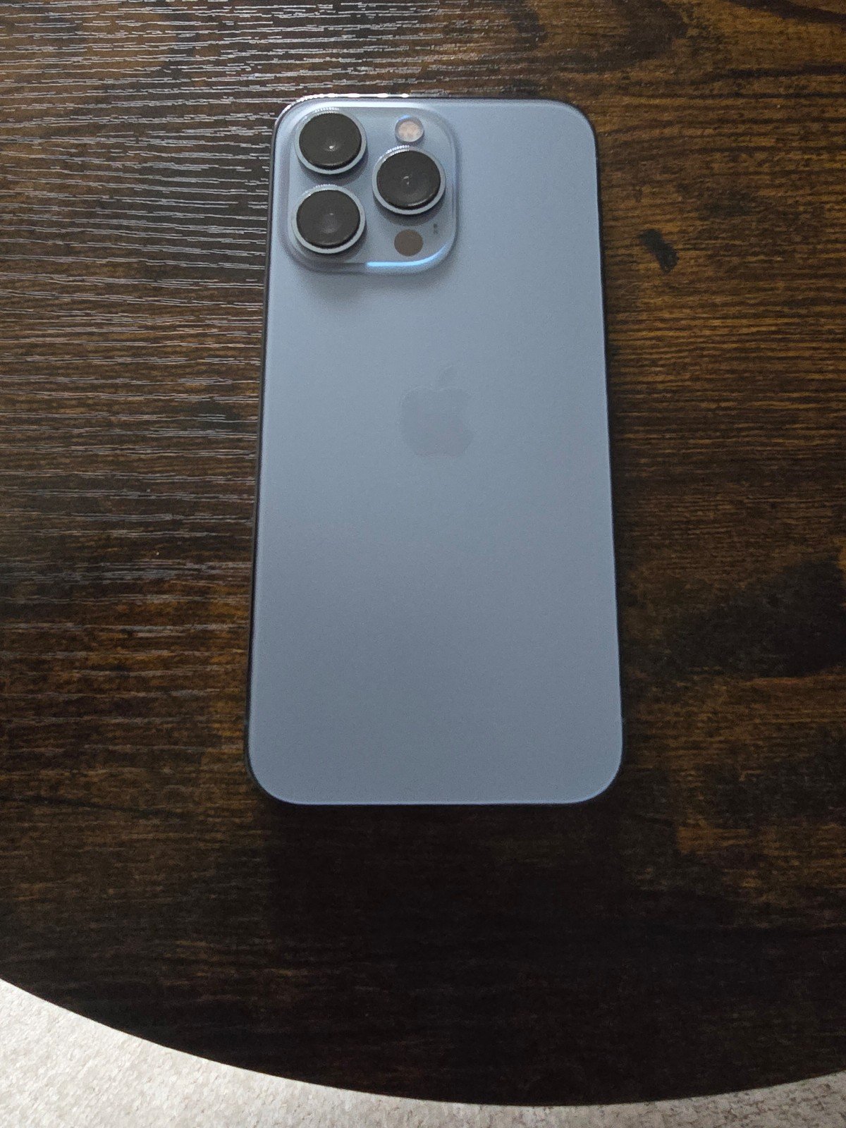 iphone 13 pro 5V37