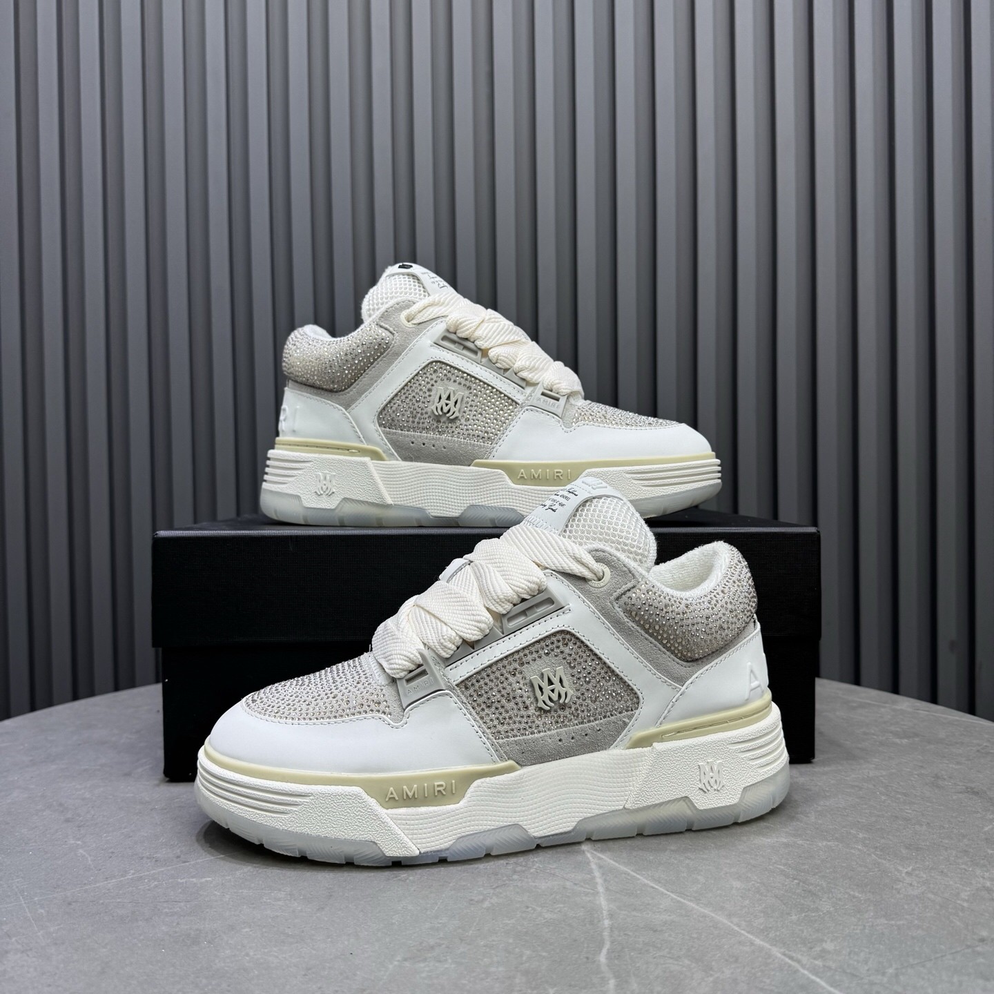 AMRI MA-1 low top sneakers