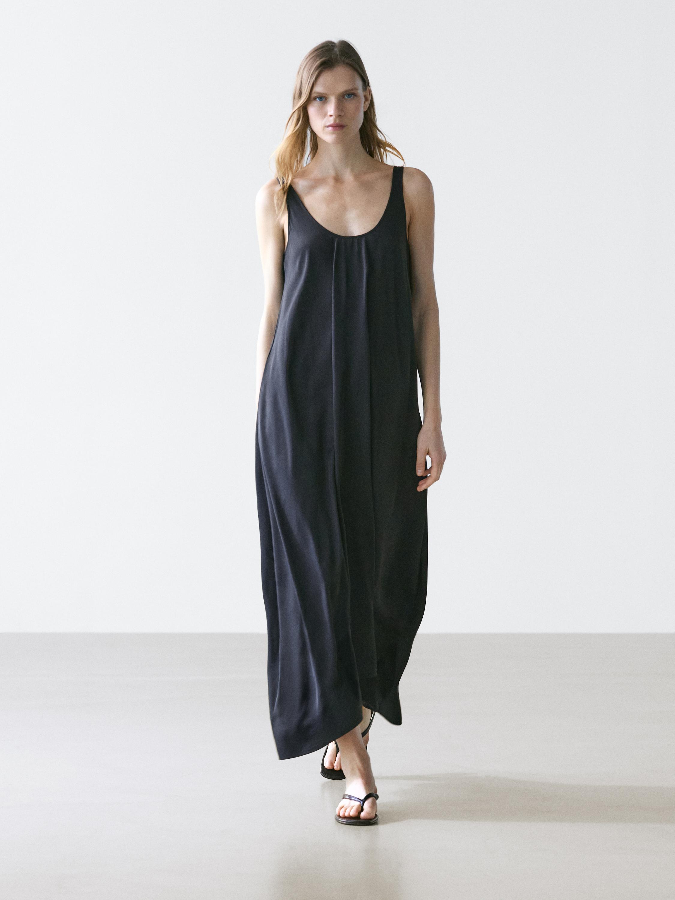 Vestido fluido evasé tirantes