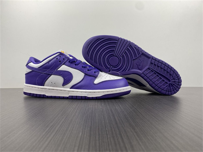 NK Dunk Low Flip the Old School DJ4636-100