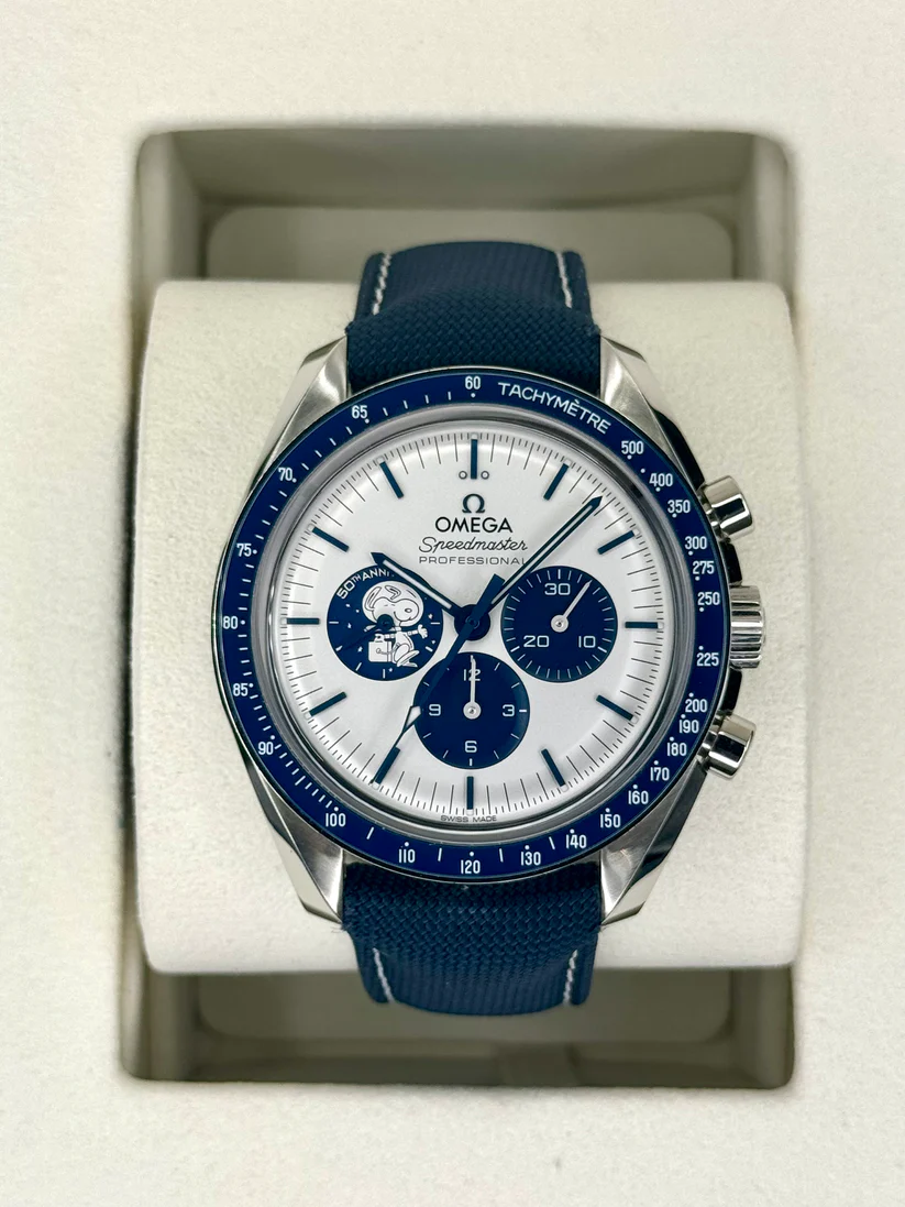 Omega Speedmaster '57 42mm Snoppy Anniversary Series 310.32.42.50.02.001 SILVER Snoopy AWARD MEN WATCH