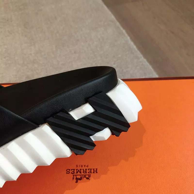 Fashion High Quality Slippers LX-872332