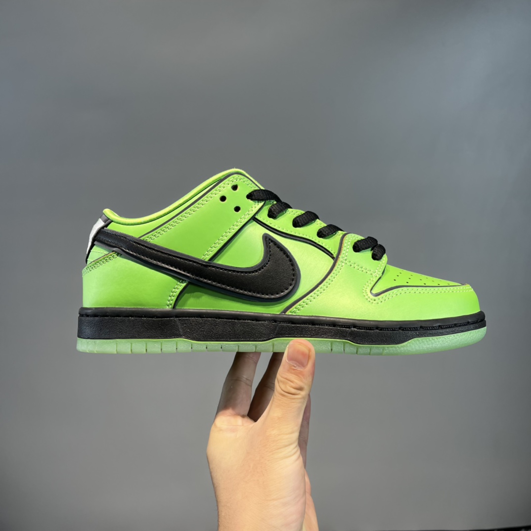 NK SB Dunk Low The Powerpuff Girls Buttercup