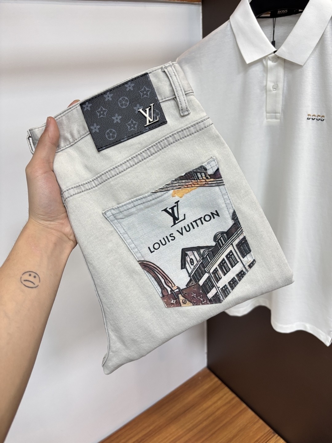 LV Jeans