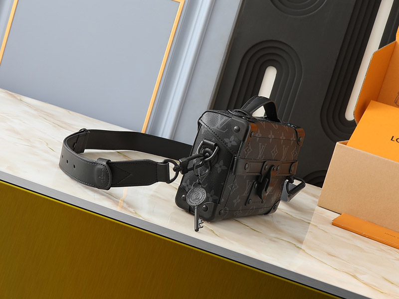 7.5″x5.9″x2.8″ Leather Hand bag With Adjustable Strap BB-921434