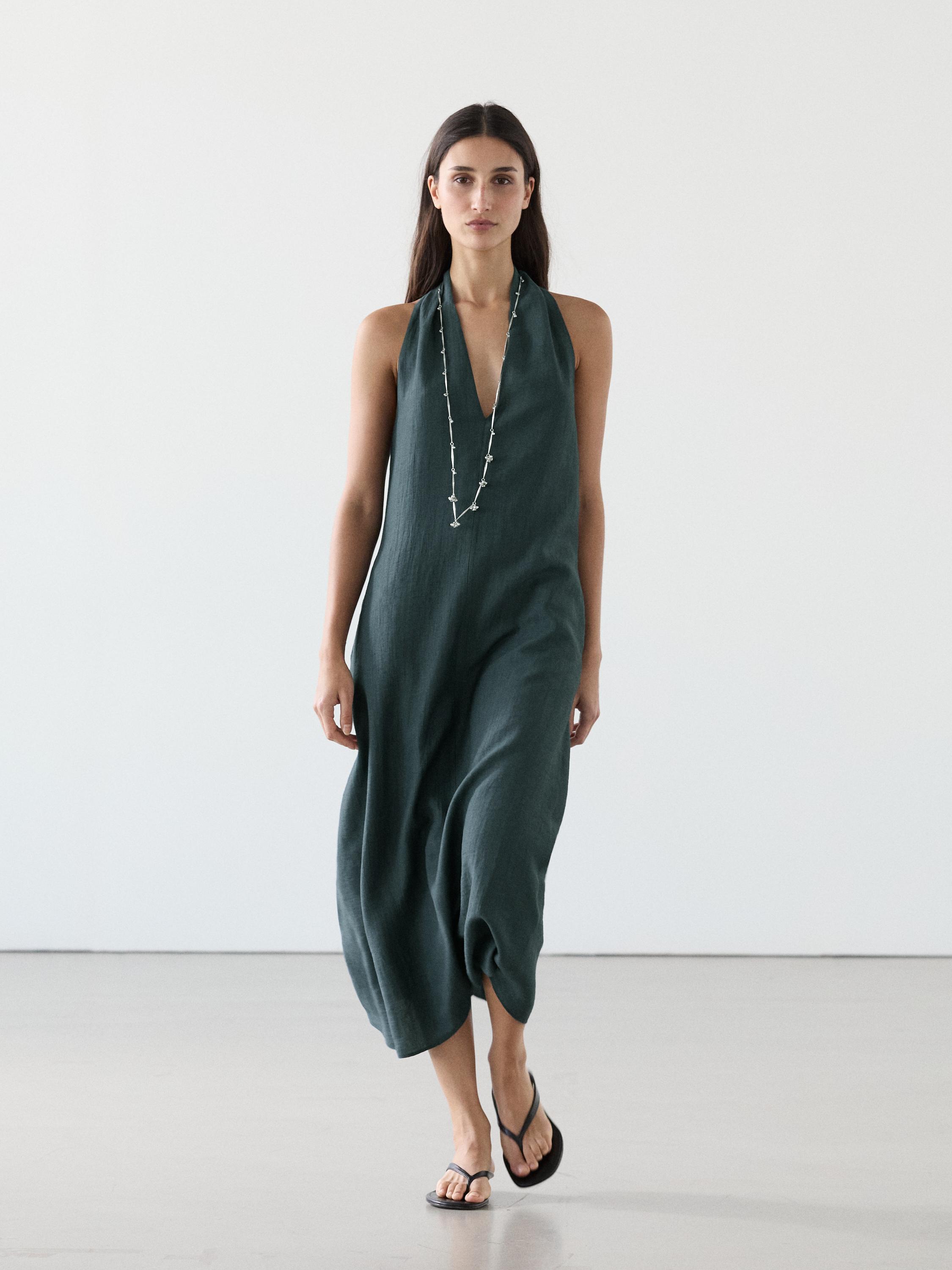 Vestido midi escote pico con lino