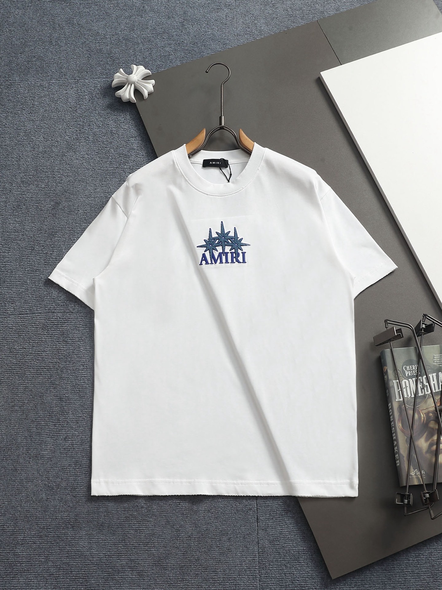 Amri T-Shirt