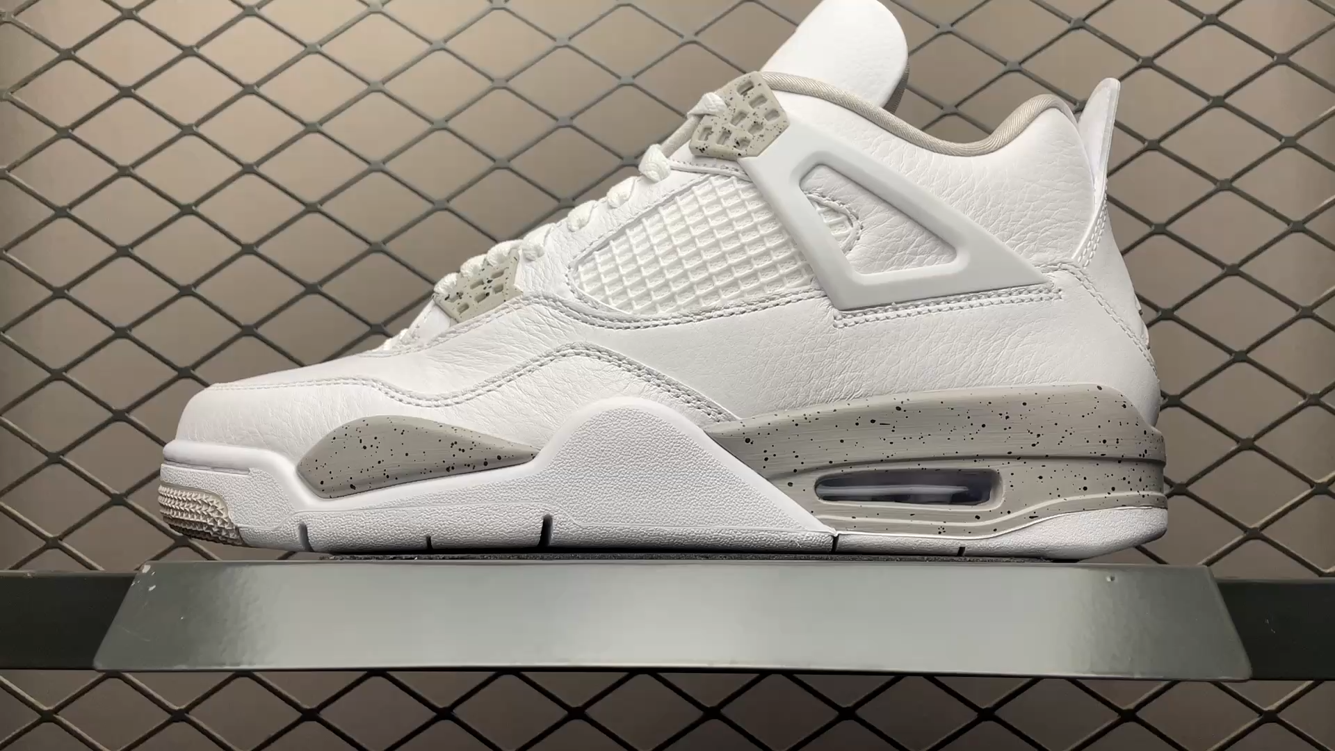 JRD 4 Retro White Oreo CT8527-100