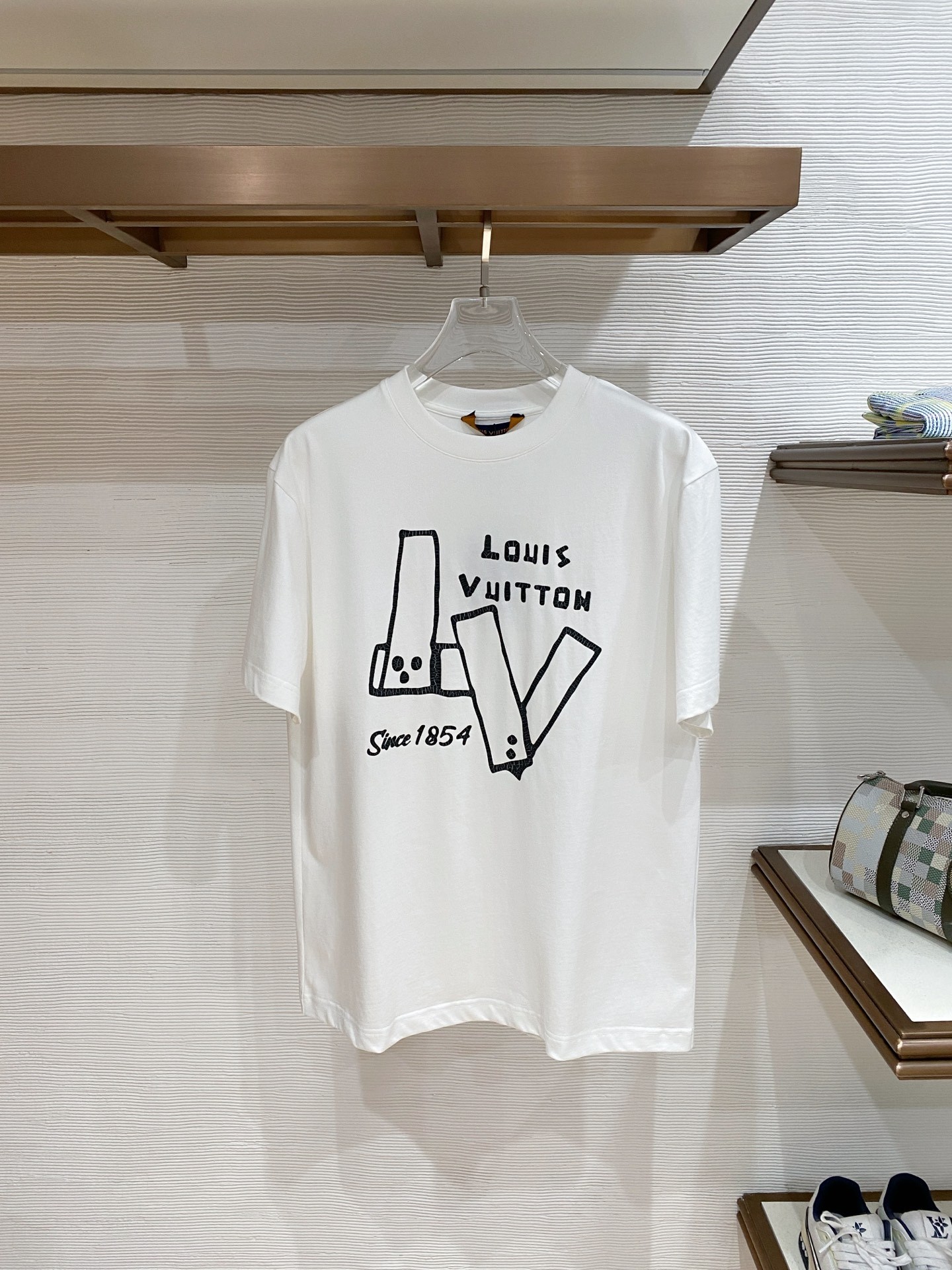 LV T-Shirt