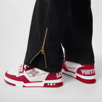 LV  Trainer Sneaker