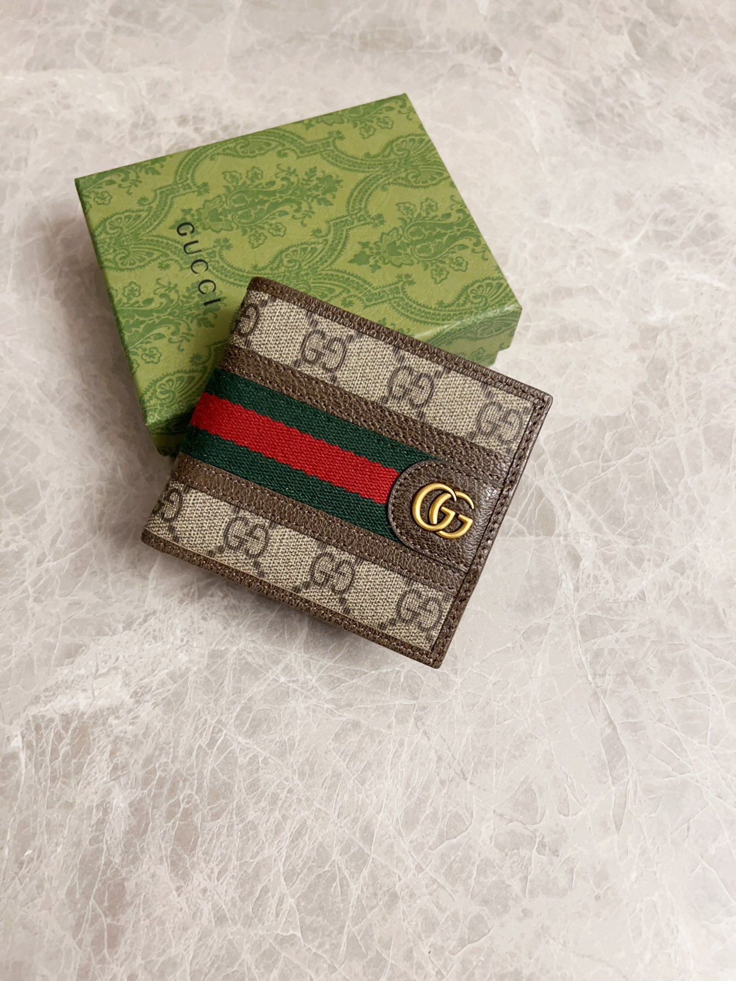 GUC Wallets Size:11x10cm