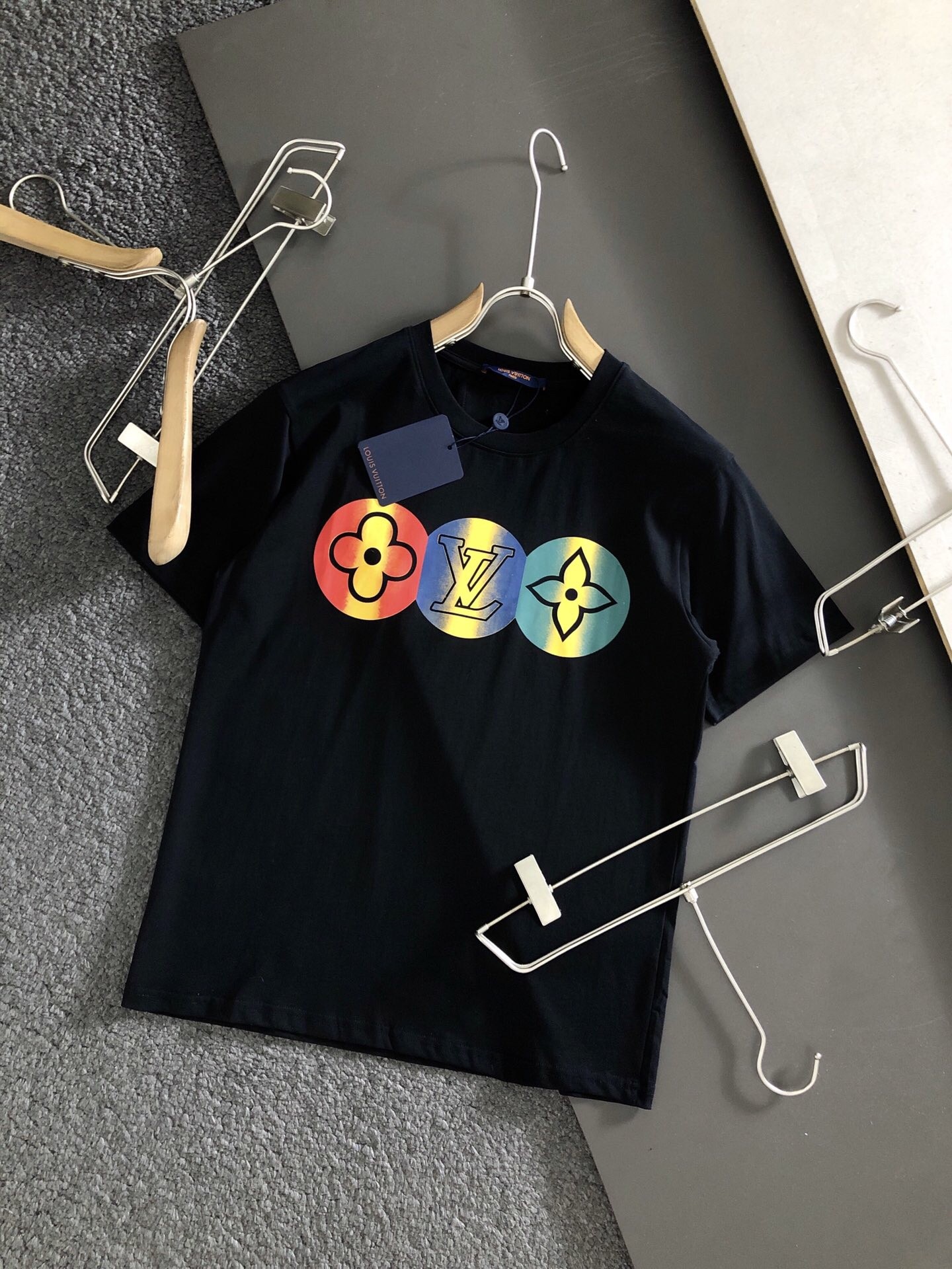 LV T-shirt