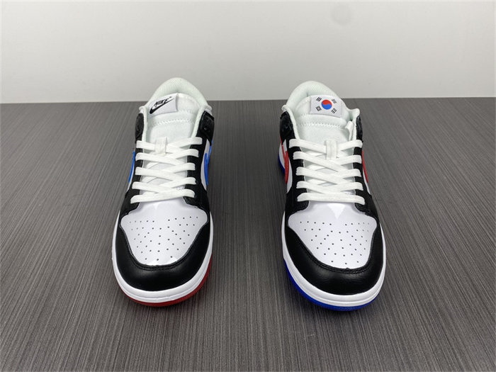 NK Dunk Low Seoul DM7708-100