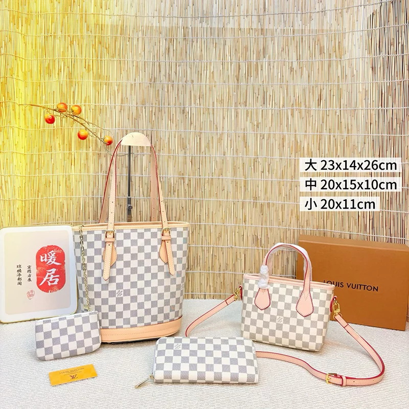 2Colors Bags set Size Big: 9.1″x5.5″x10.2″ Medium: 7.9″x5.9″x3.9″ Small: 7.9″x4.3″ BB-6915032