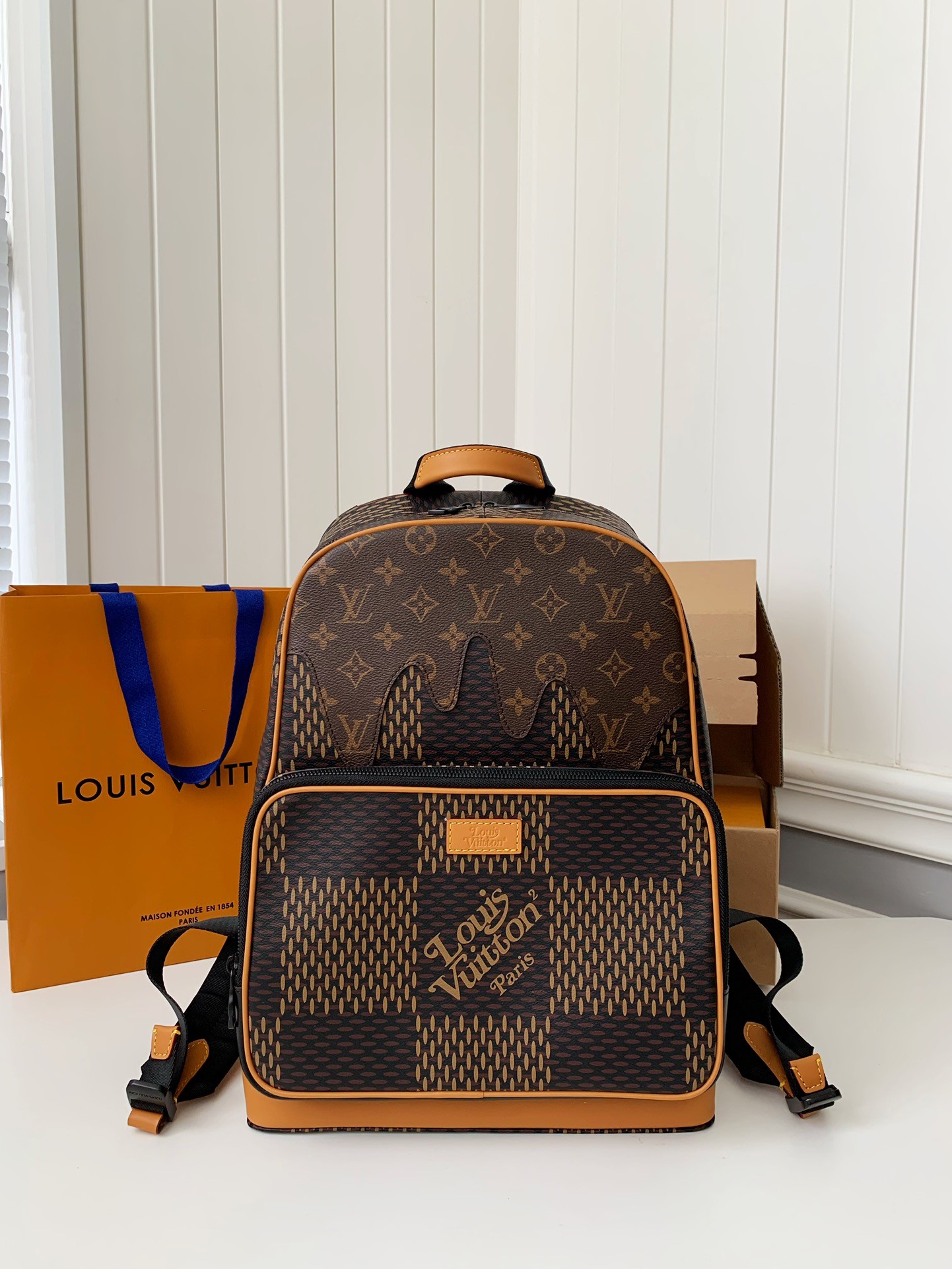 LV × NIGO Campus 30*39*13cm