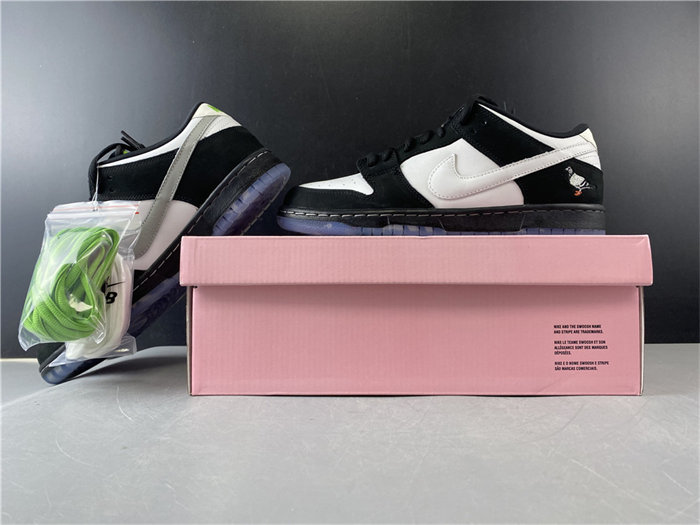 NK SB Dunk Low Staple Panda Pigeon BV1310-013