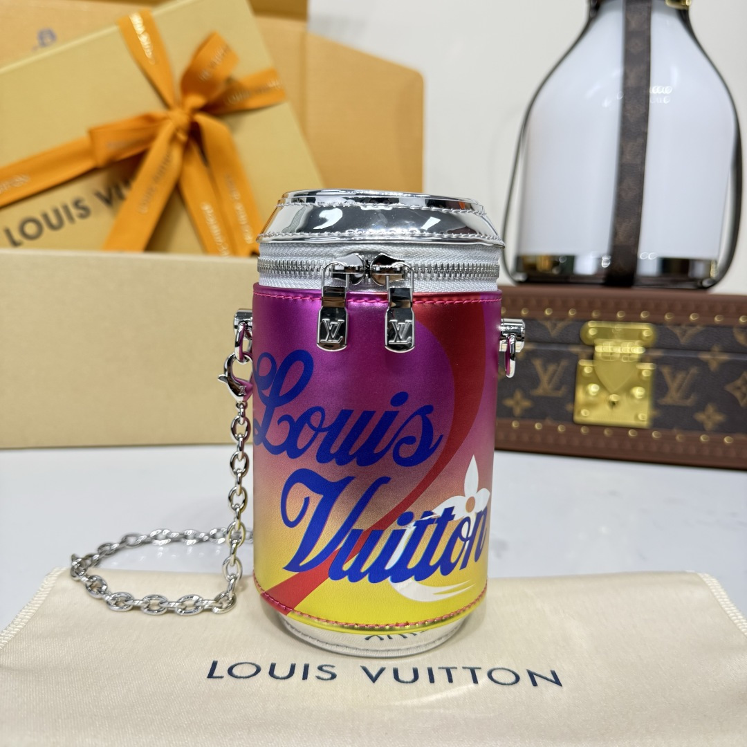 LV M29031 The It Can