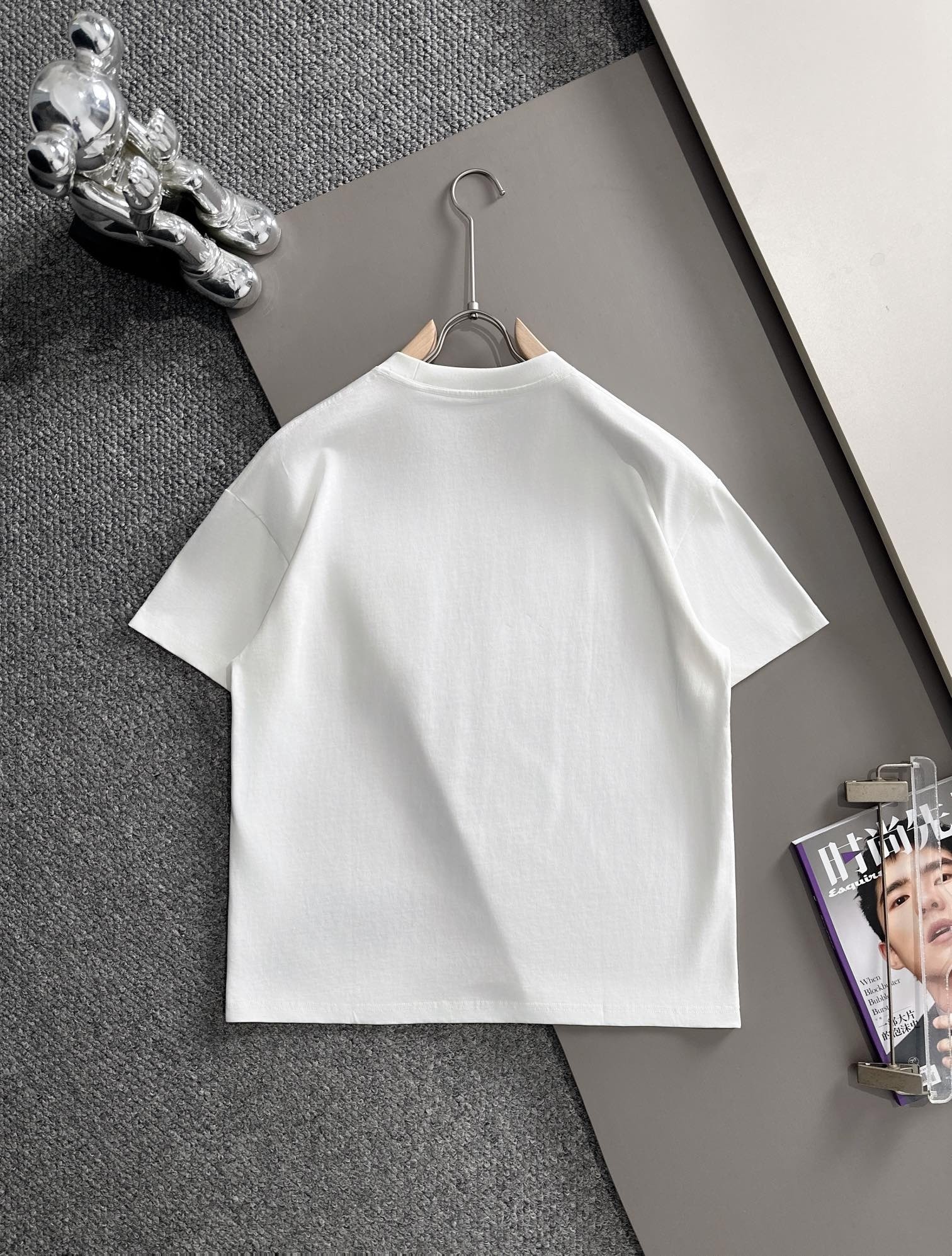 GUC T-SHIRT