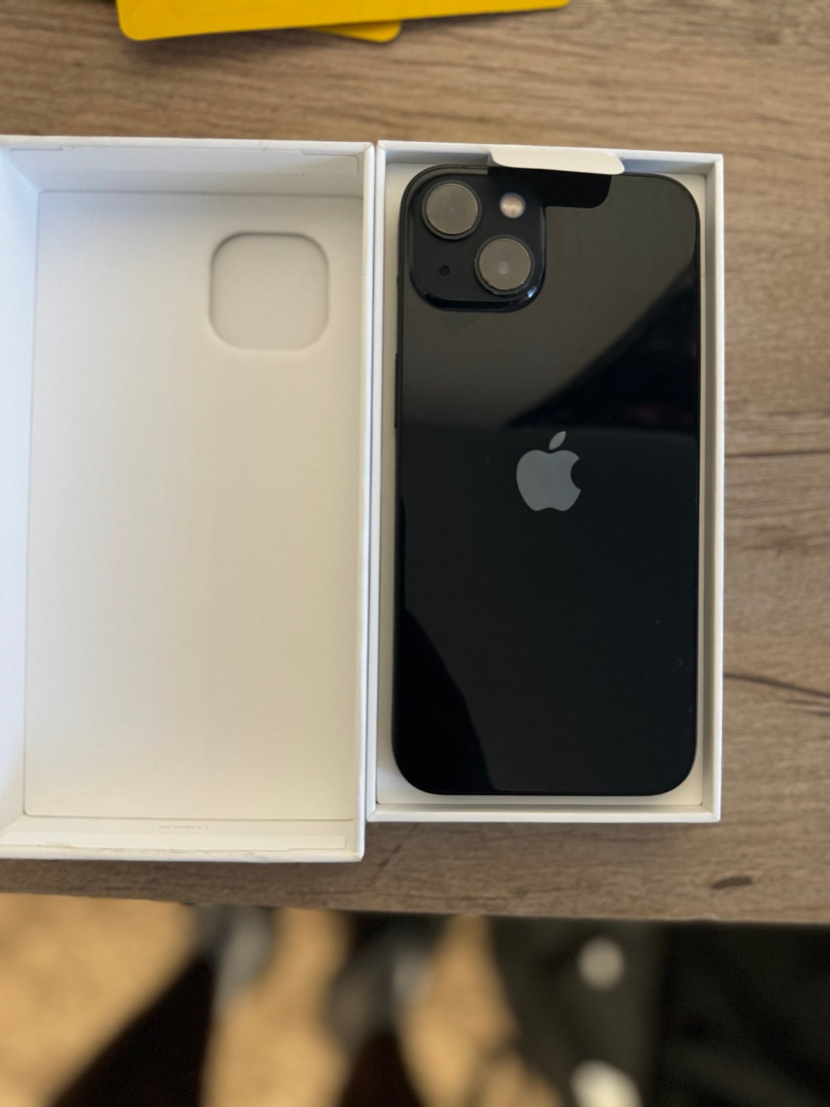 iPhone 13 9O29