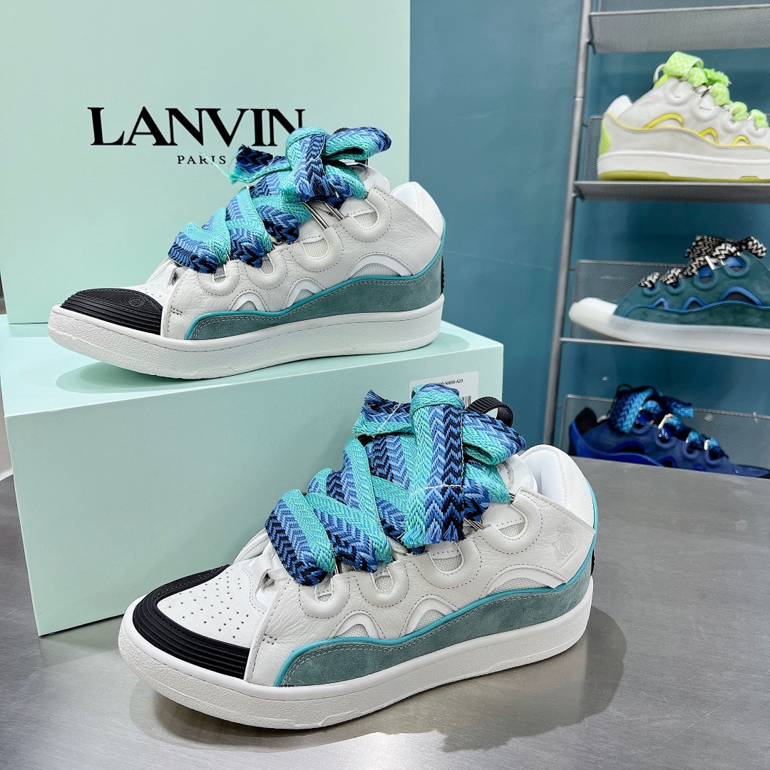 LAN Curb Sneaker 15