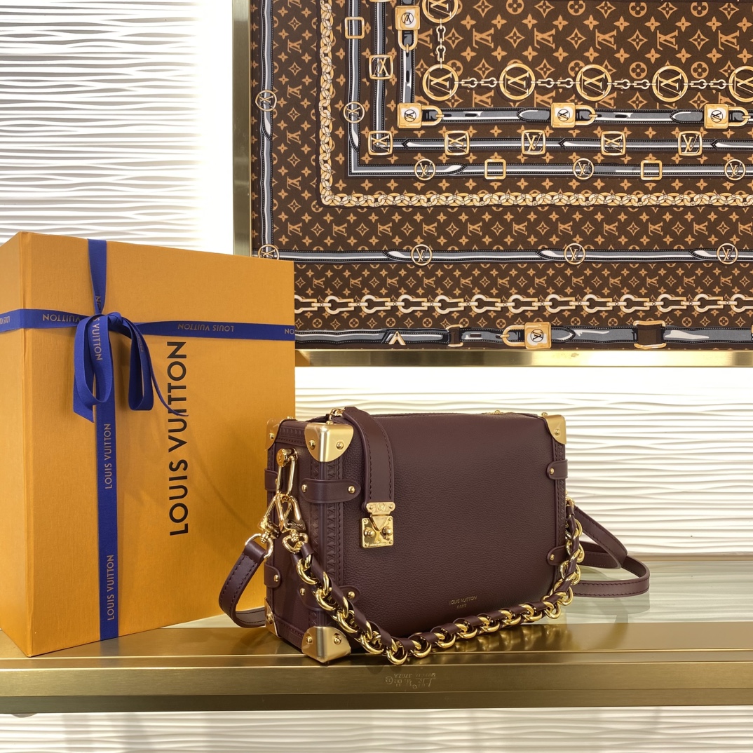 LOUIS VUITTON M25669 Side Trunk MM