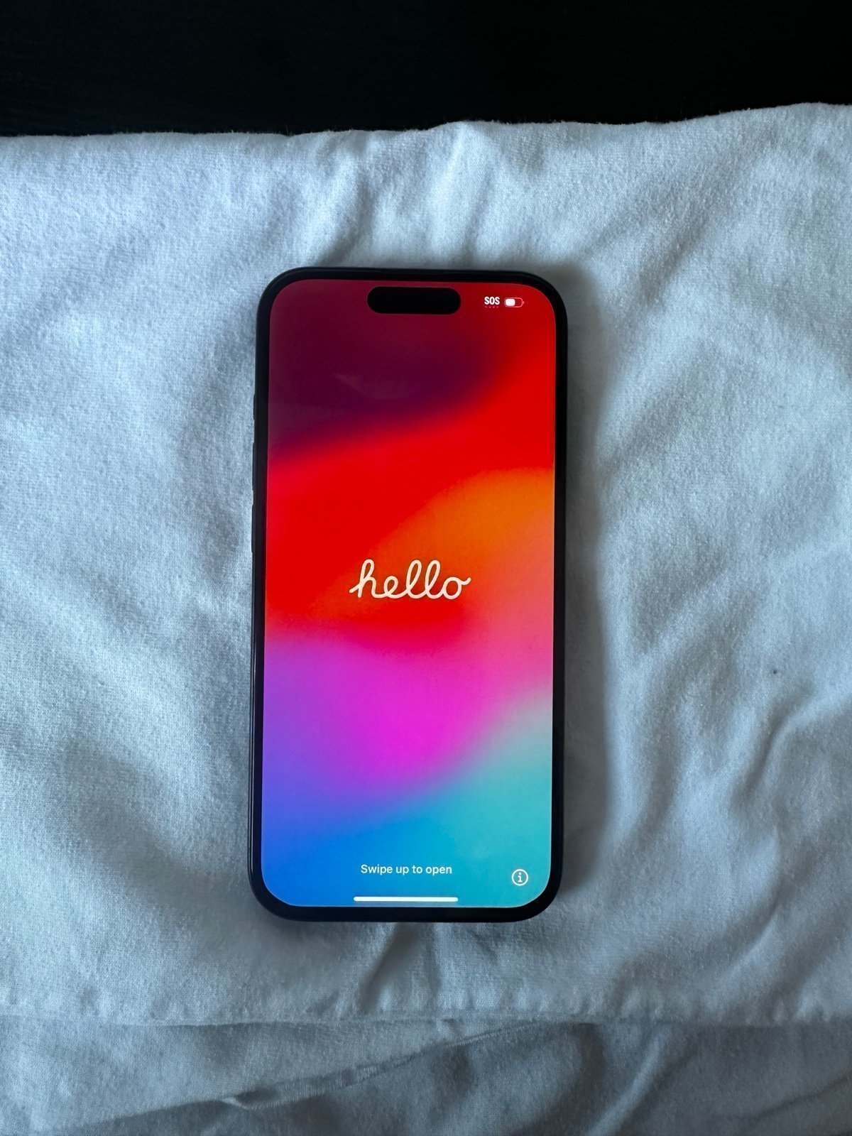 iphone 15 pro 8F23