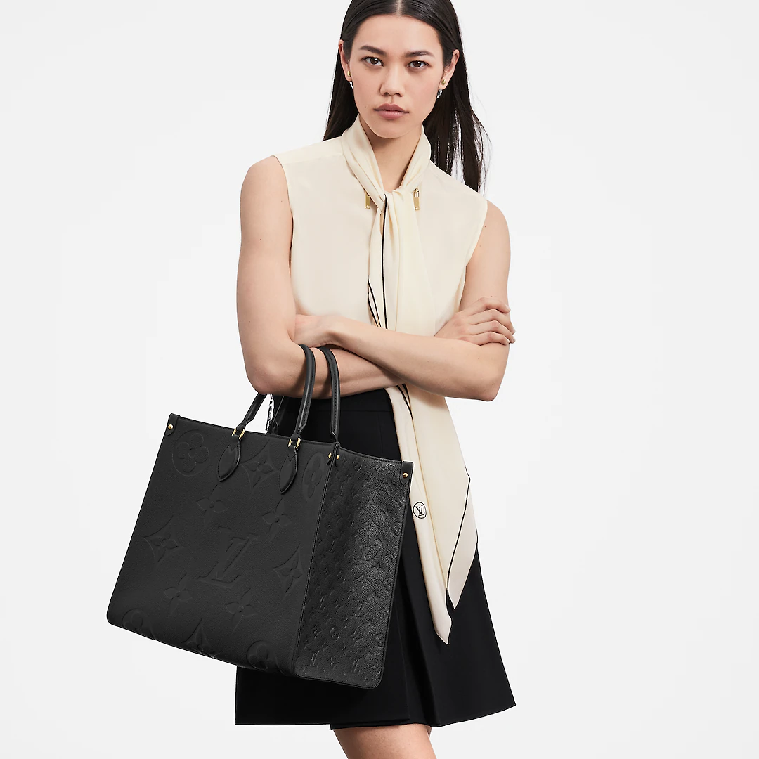 M44925 ONTHEGO GM Poche felli