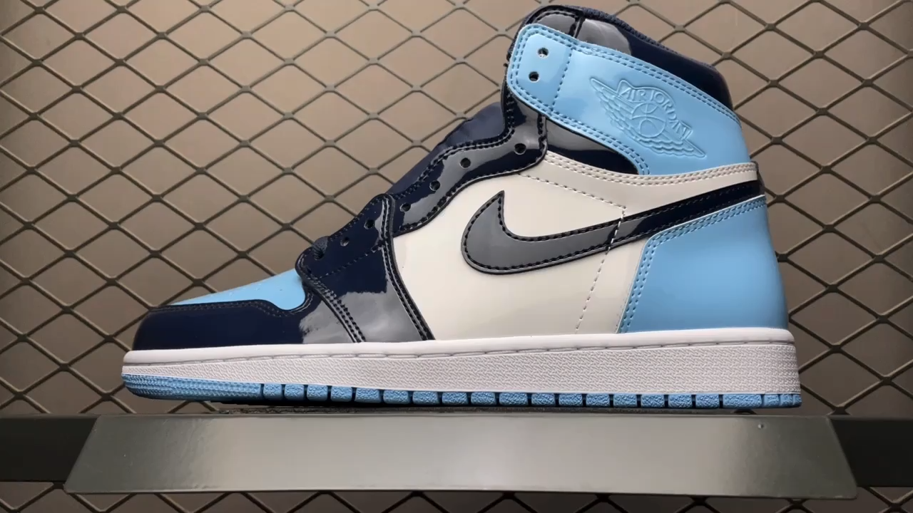 JRD 1 Retro UNC Patent CD0461-401