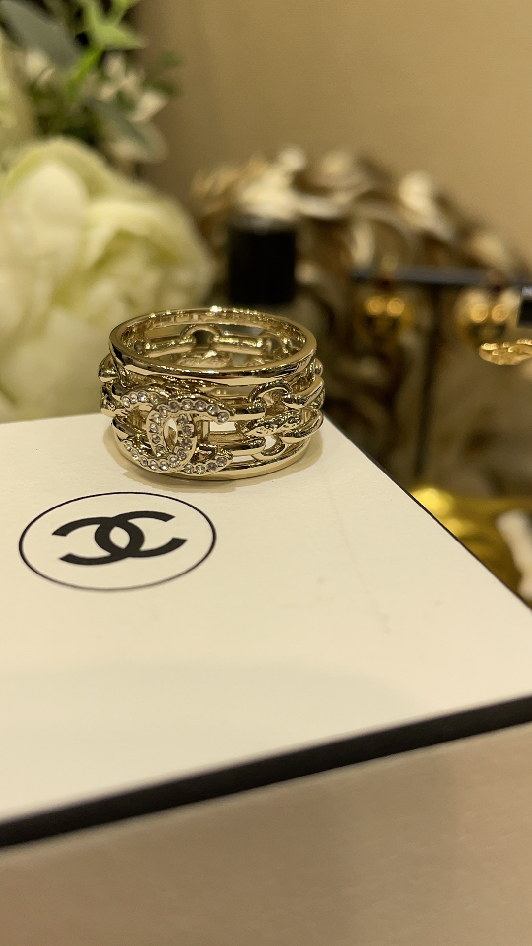 Chanel 25K Hollow Chain Crystal Ring