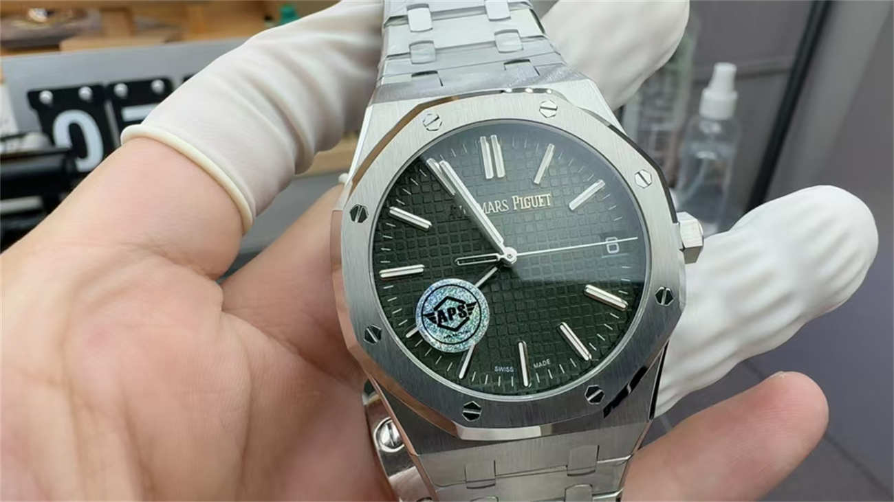 Audemars Piguet 15510 Green — APS Factory Royal Oak 41mm Stainless Steel Superclone