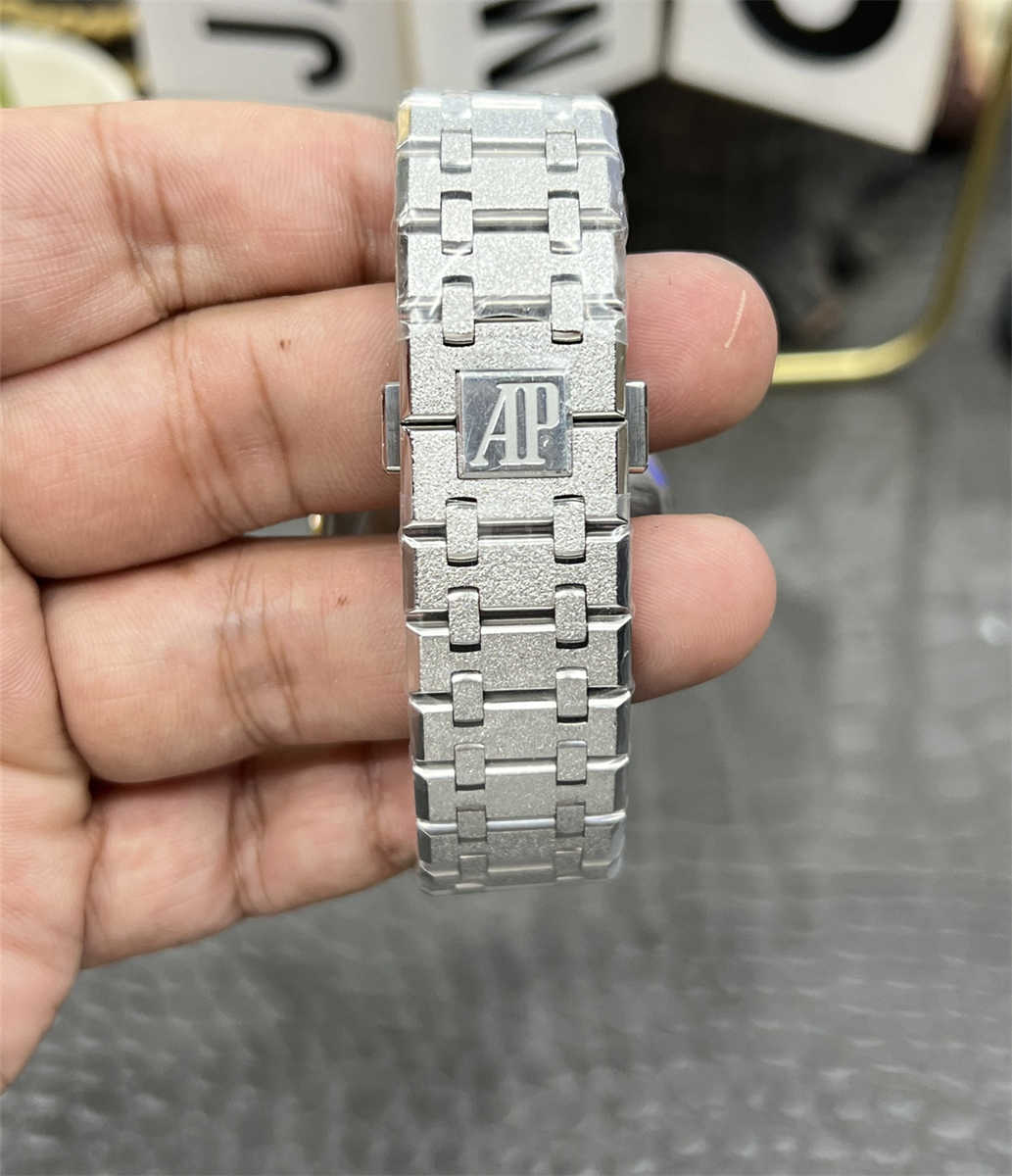 APS Factory Audemars Piguet 15500 Replica Frosted Gold – 41mm Blue Dial Mod with Cal.4302 Integrated Movement
