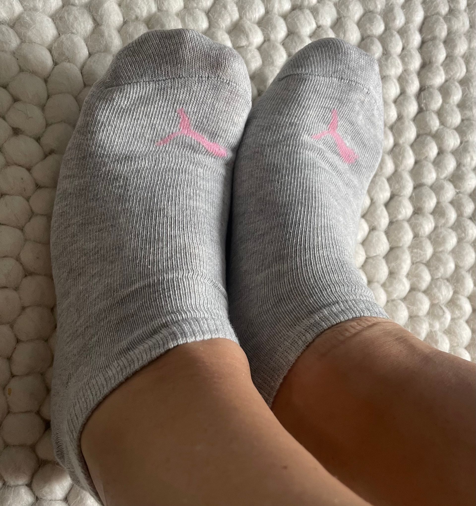 Pima Socks in Gray A lovingly crafted scent for your feet