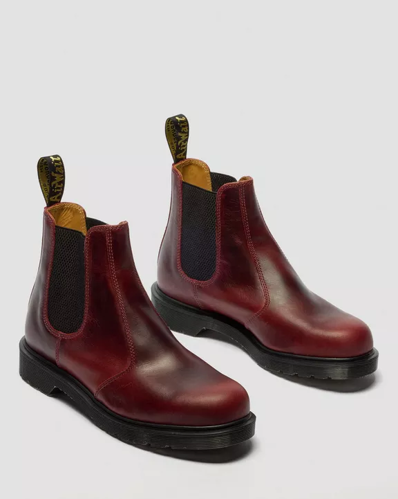 2976 Classic Calf Leather Chelsea Boots