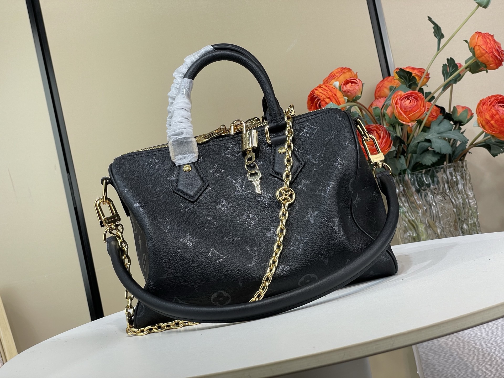 LV Keepall Bandoulière 25 M26486 Size：25*18*13CM