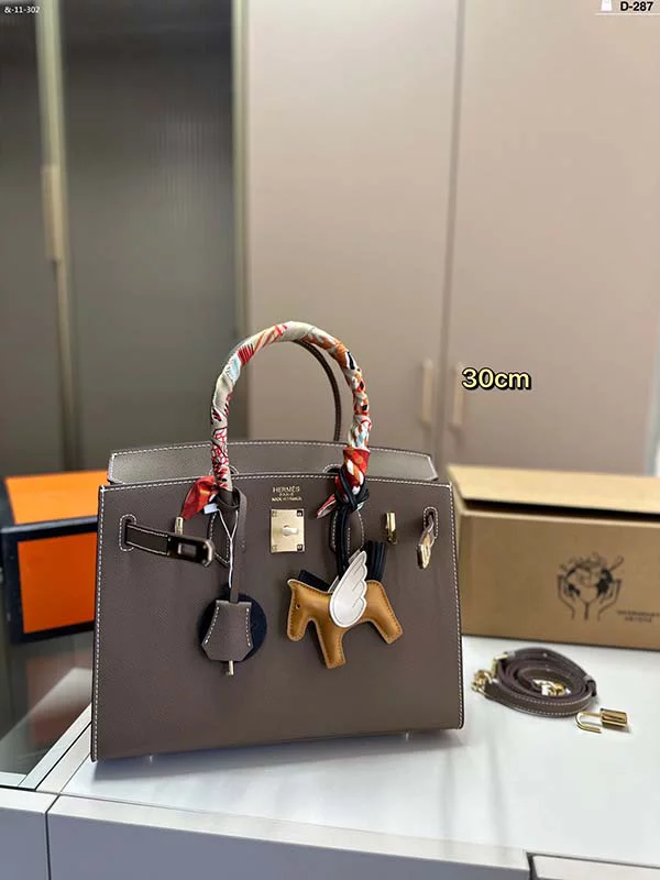 Genuine leather 5 Colors Big:11.8″x7.9″ Small:9.8″x7.9″ Woman’s Handbag with Bag Charm XQBB-26546