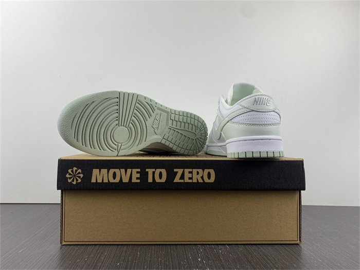 NK Dunk Low Next Nature White Mint DN1431-102