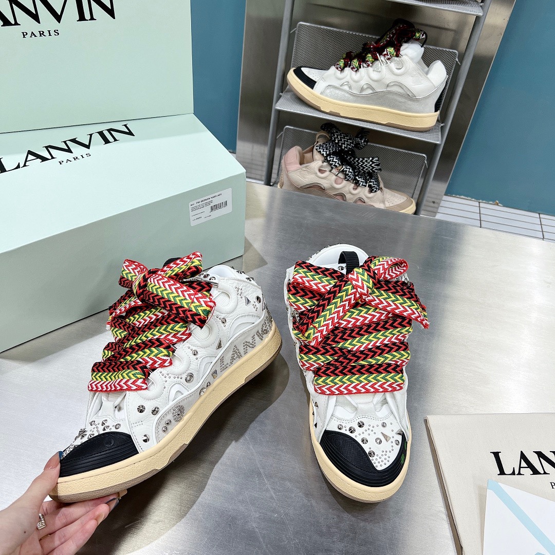 LAN Curb Sneaker 21