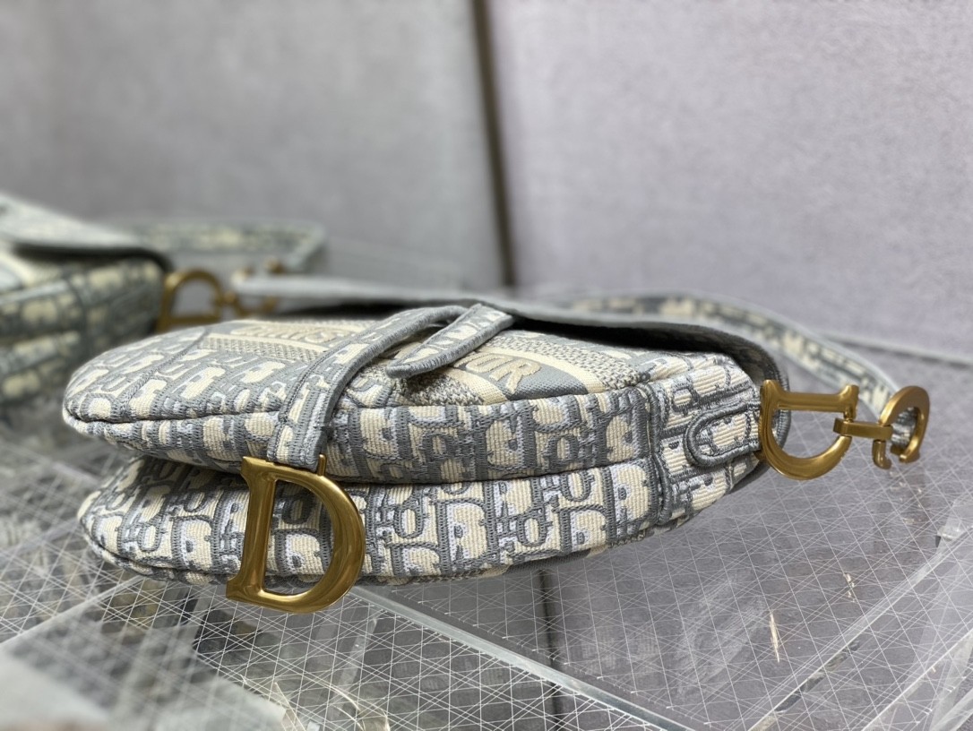 DR Saddle bag 25.5x20x6.5cm