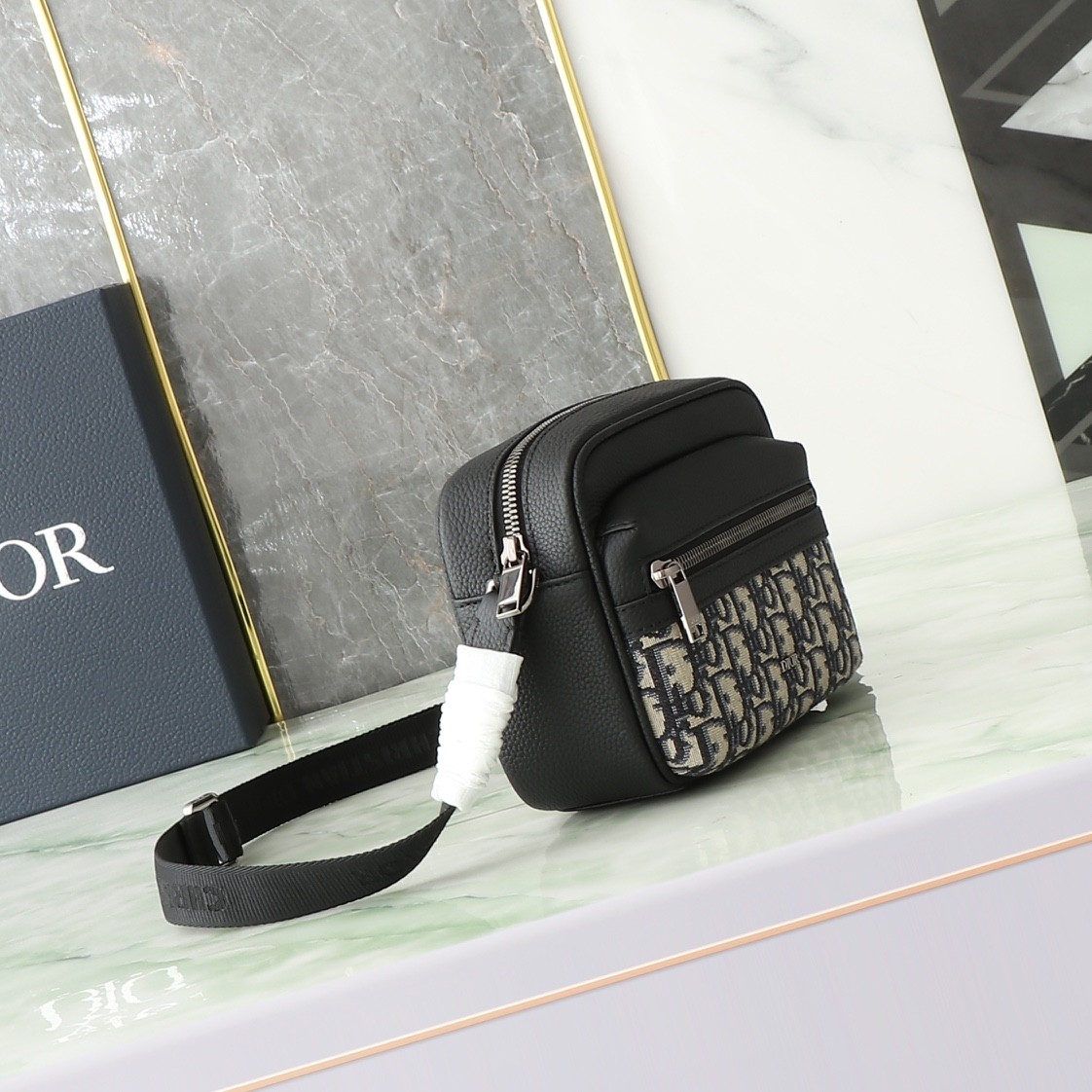 DR Messenger Bags 18.5x13.5x7cm