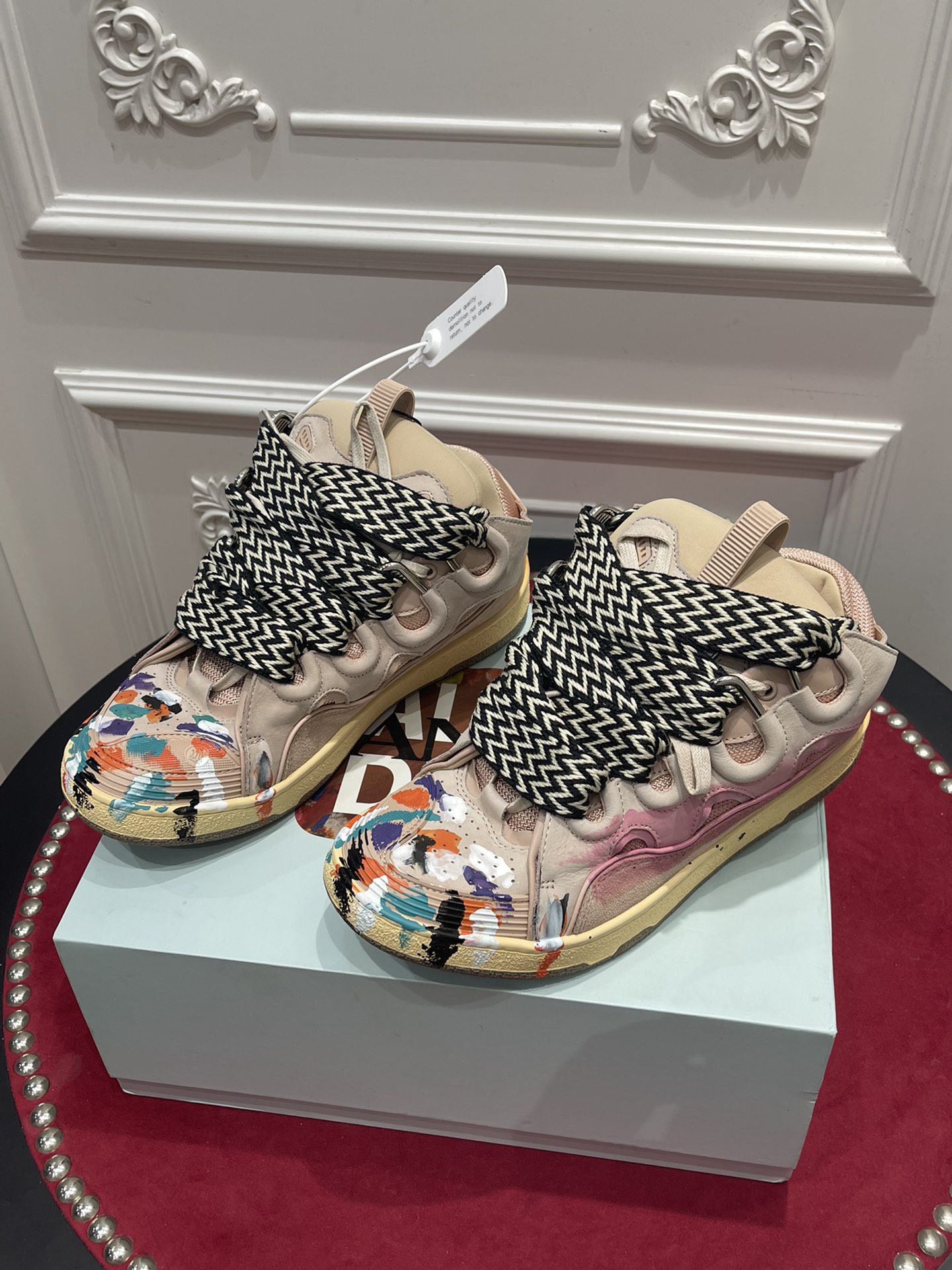 LAN Curb Sneaker1