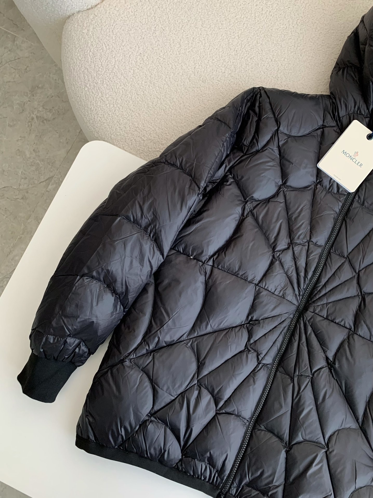 MONC FW22 Spider-Man Zip Hooded Down Jacket