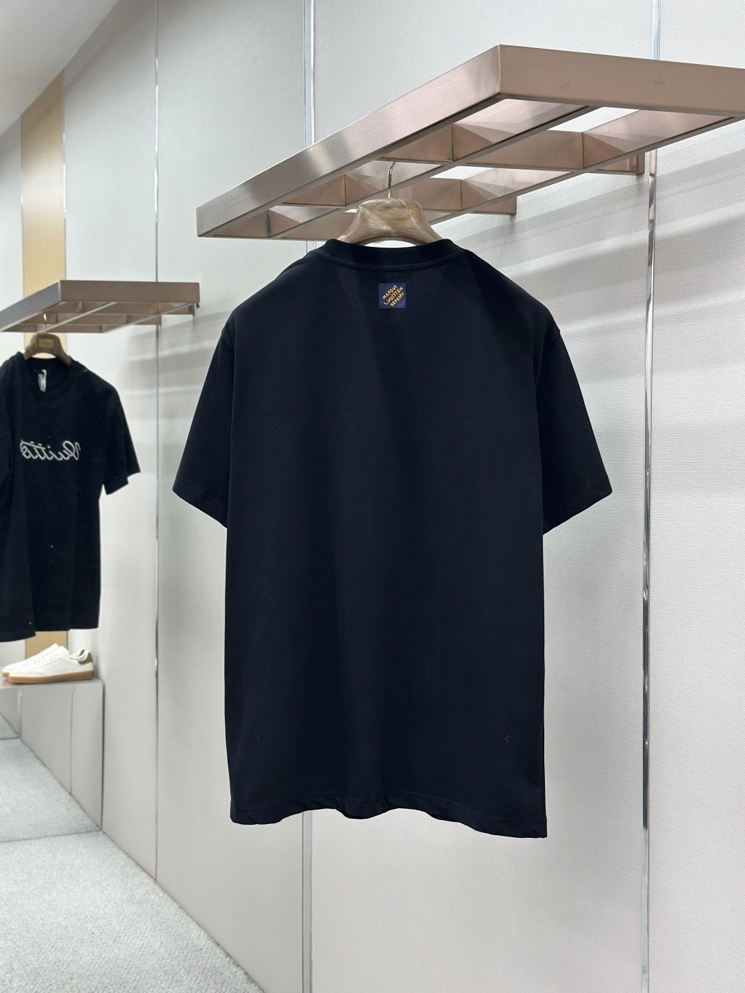 LV T-shirt