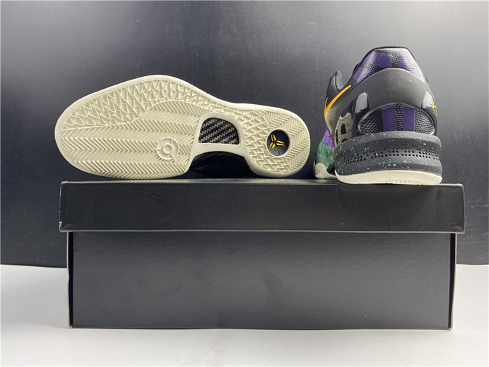NK Kobe 8 Easter 555035-302