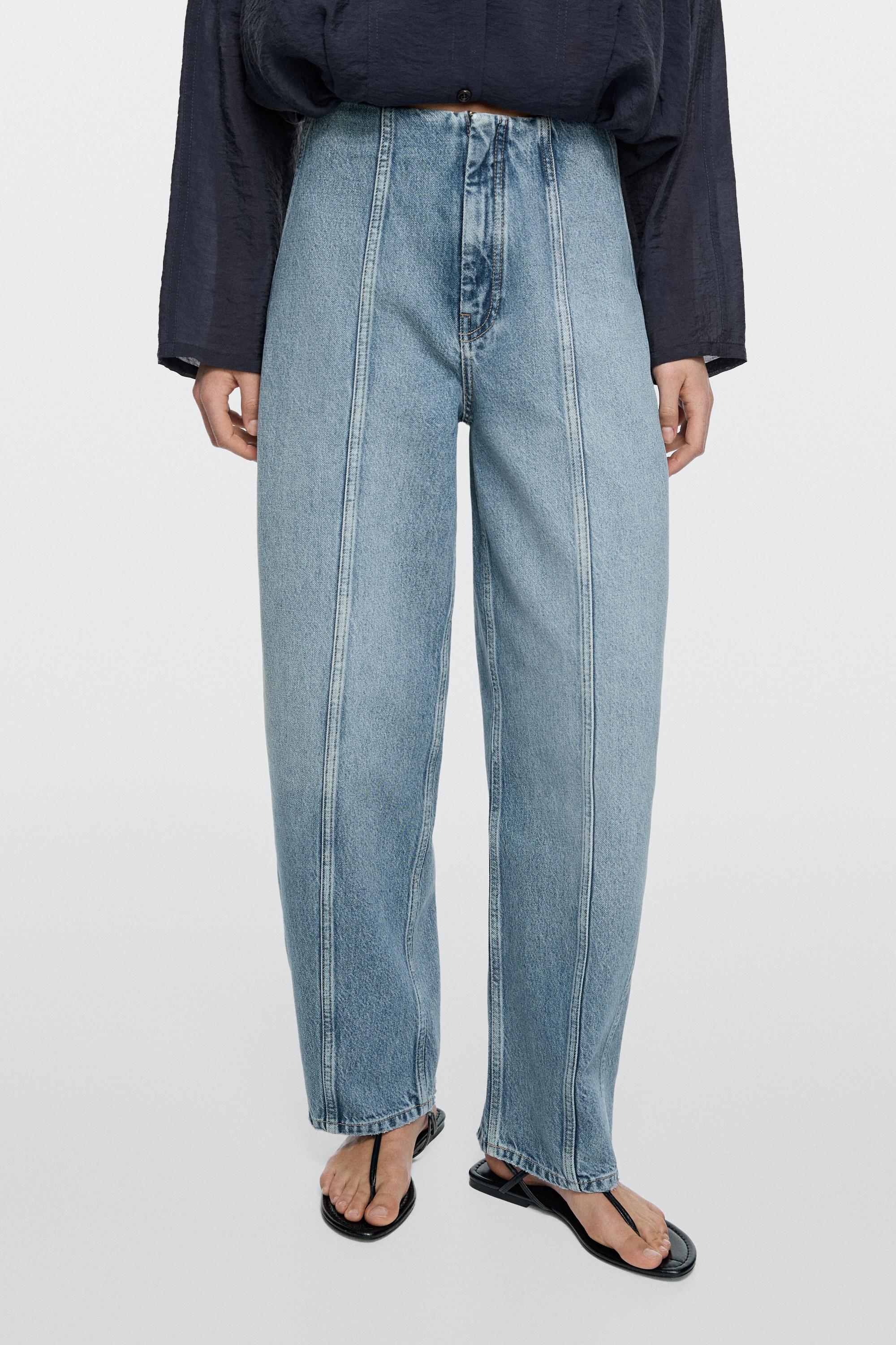 Jeans barrel fit detalle costuras