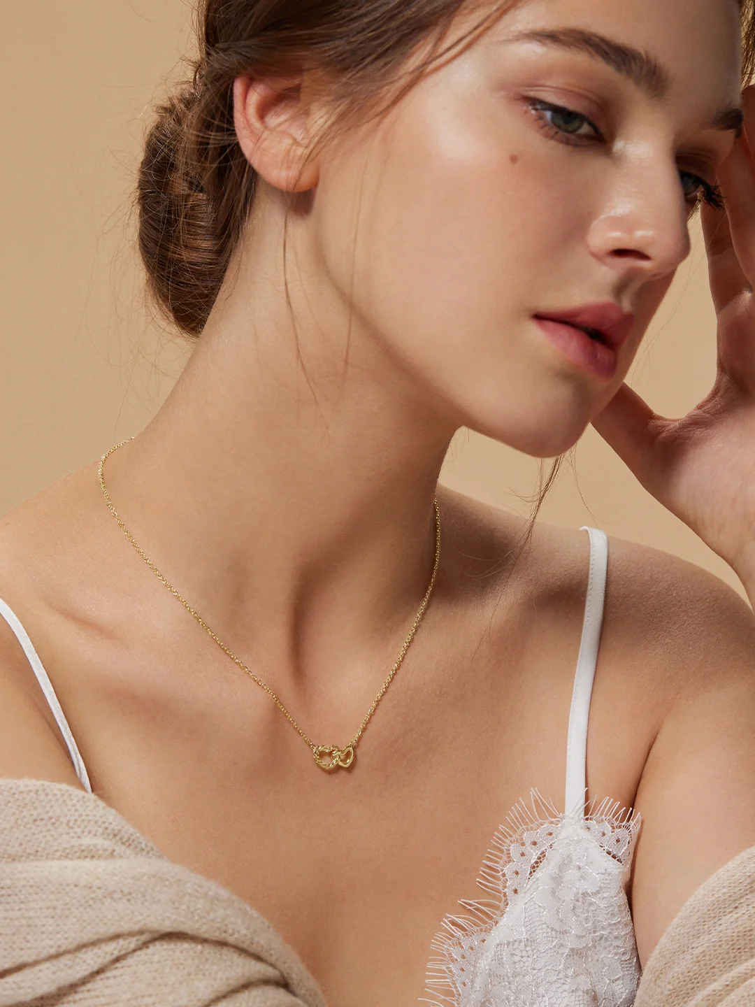 Rope Interlocking Heart Necklace